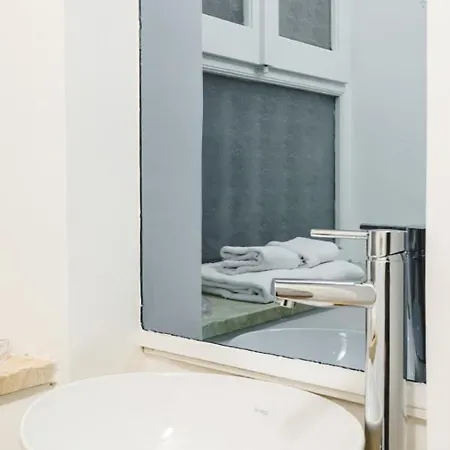 Sistinaflat Lejlighed *