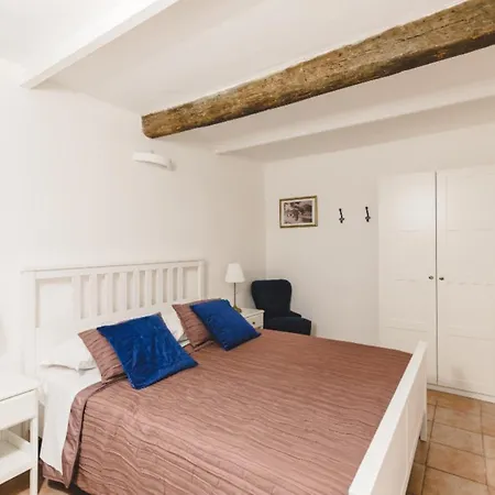 Sistinaflat Apartmán